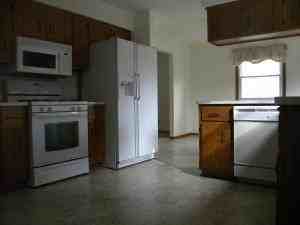 3350 S 98th St - Photo 3 of 8