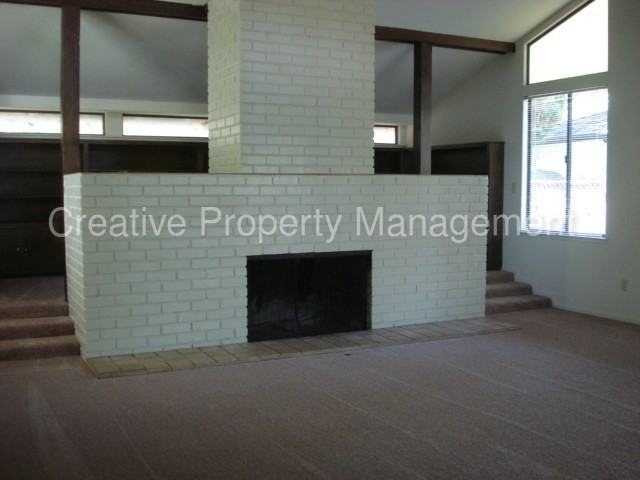 2818 Congress Rd - Photo 2 of 9