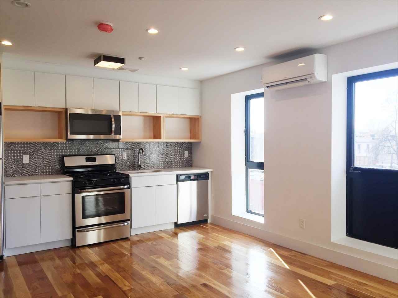 766 Lafayette Avenue #3C