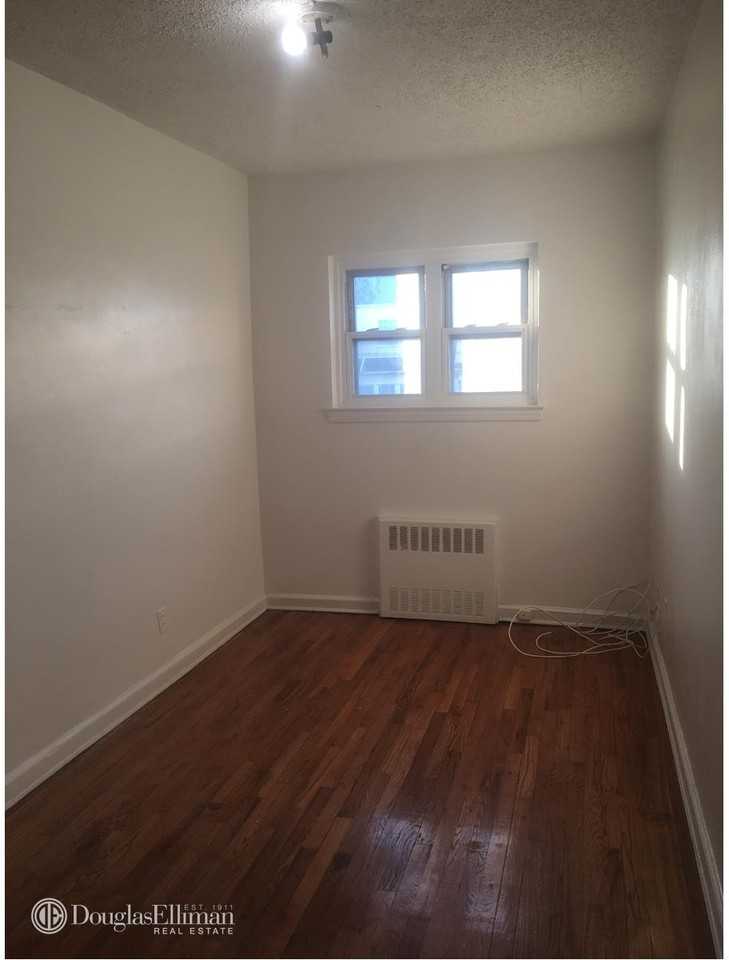 4048 Harper Ave #3 - Photo 3 of 5