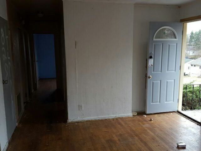 2560 Sarvis Ct - Photo 3 of 5