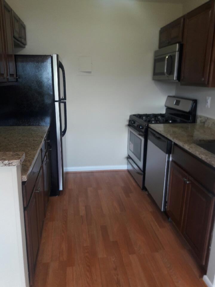 5436 85th Ave #201 - Photo 2 of 9