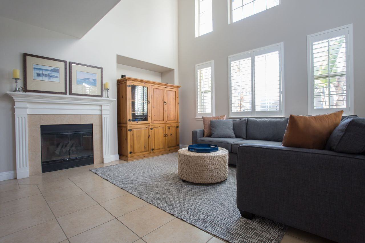 2053 Historic Decatur Rd - Photo 3 of 24