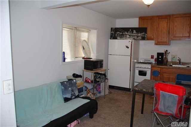 108 Arlington Rd - Photo 3 of 5