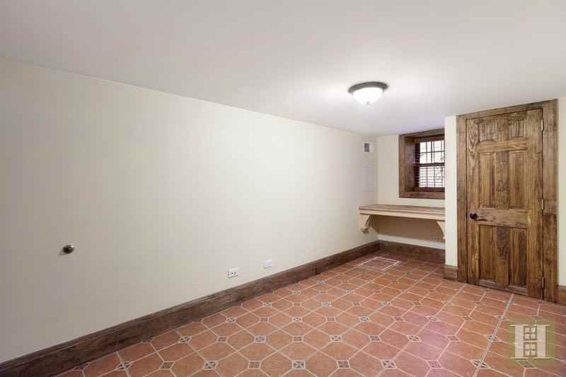 739 E 136th St #TH - Photo 2 of 10