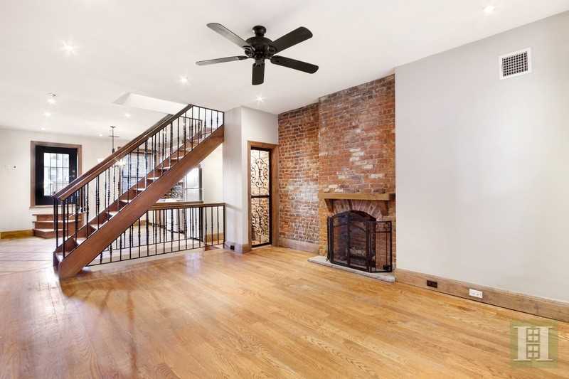 739 E 136th St #TH - Photo 3 of 10