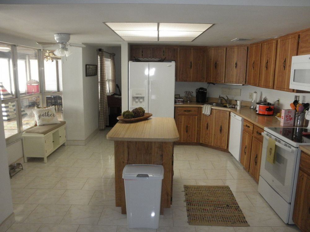 8402 Granada Blvd - Photo 3 of 9