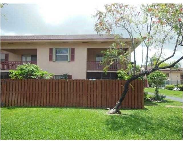 11225 SW 88th St - Photo 2 of 8