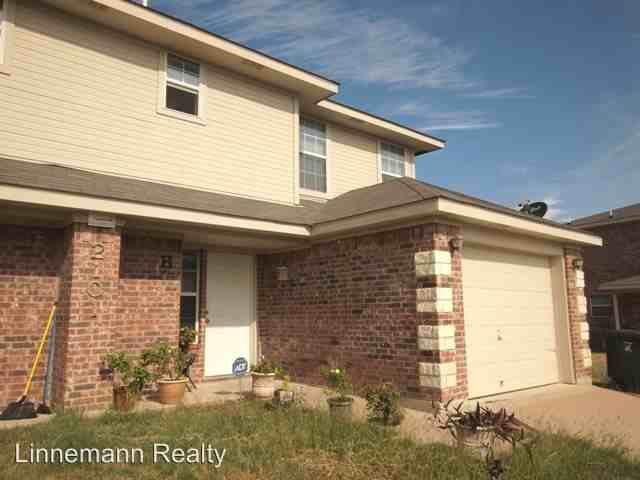 2101 Jennifer Drive - Photo 2 of 17