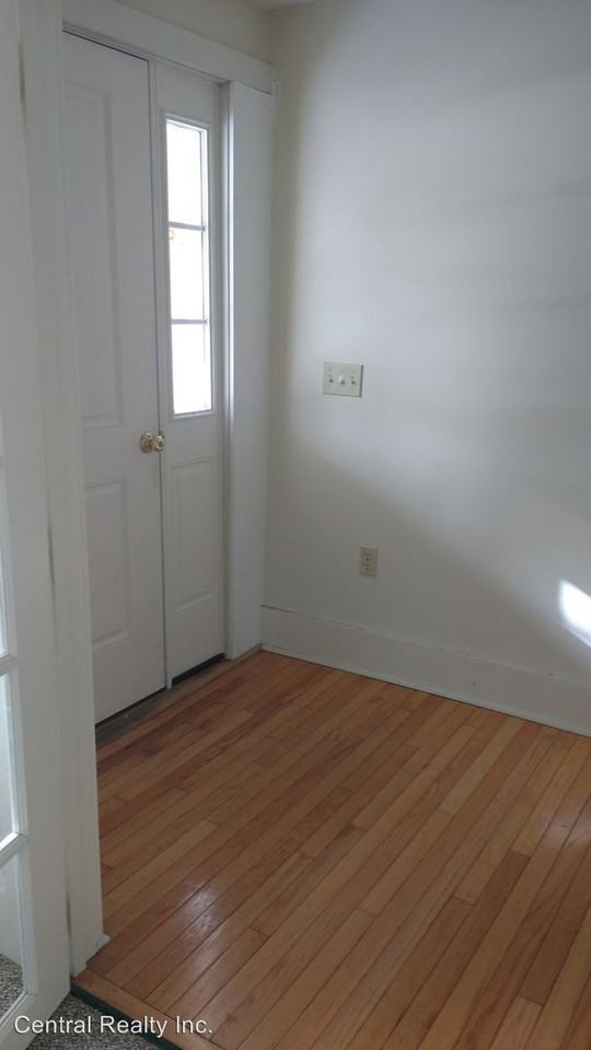 66 Spring Rd #B - Photo 2 of 15