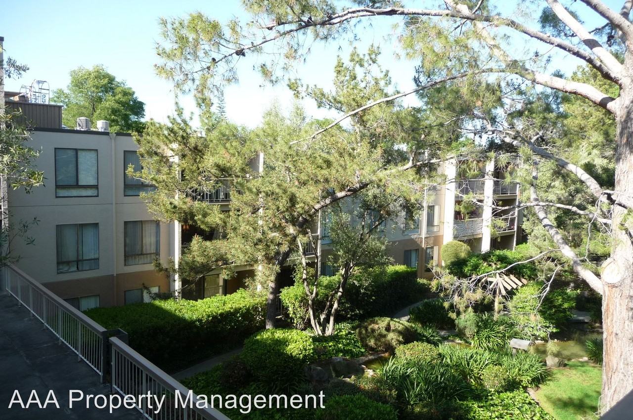460 N Civic Dr #304