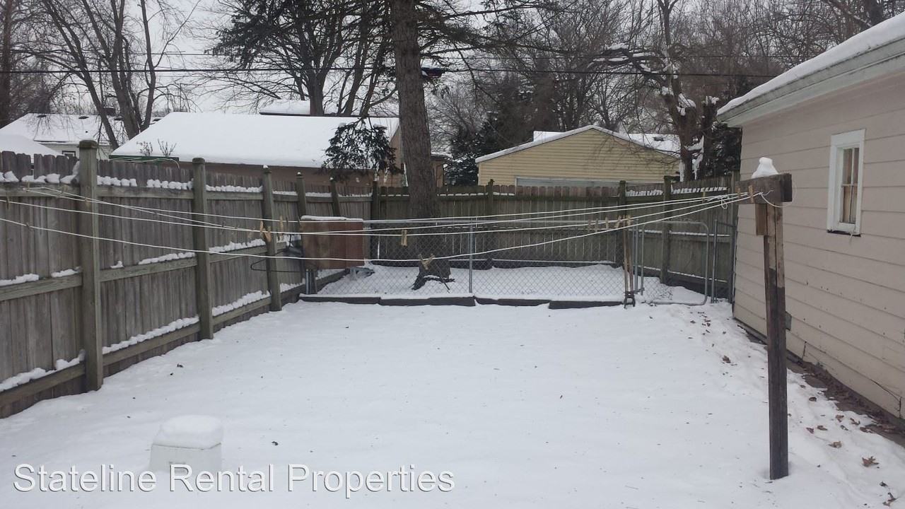 3134 Liberty Dr - Photo 3 of 6