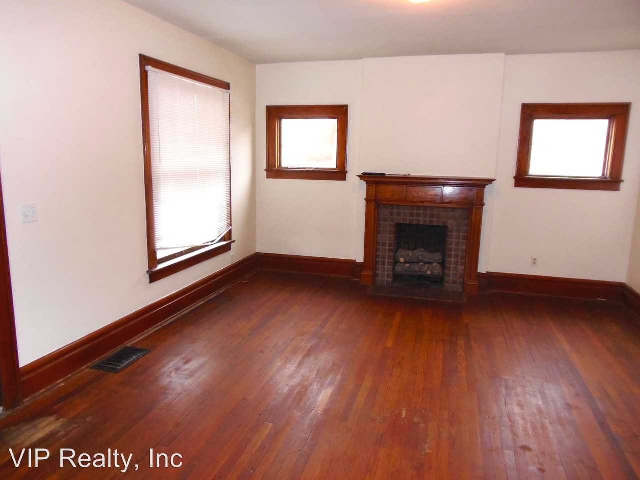 82 W Main St - Photo 2 of 17