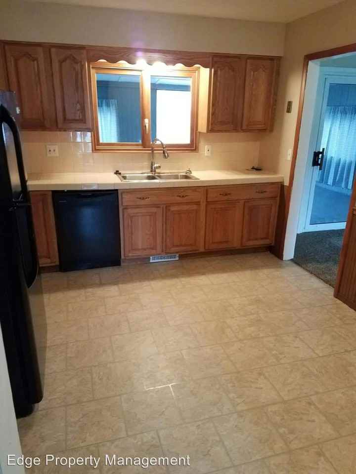 6077 Denise Dr - Photo 2 of 15