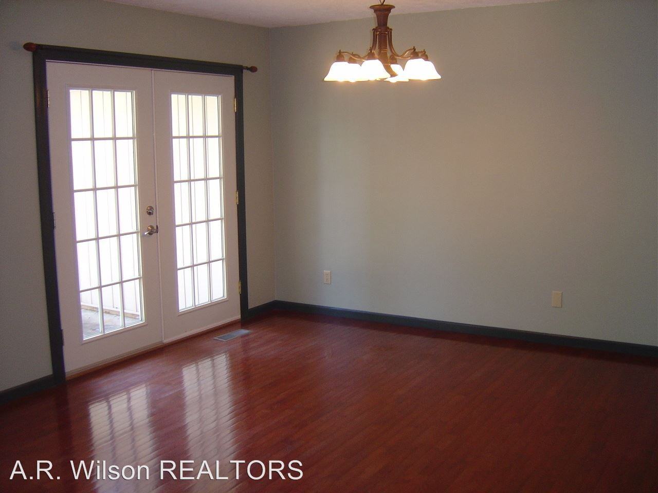 2118 E Lakewood St - Photo 3 of 16