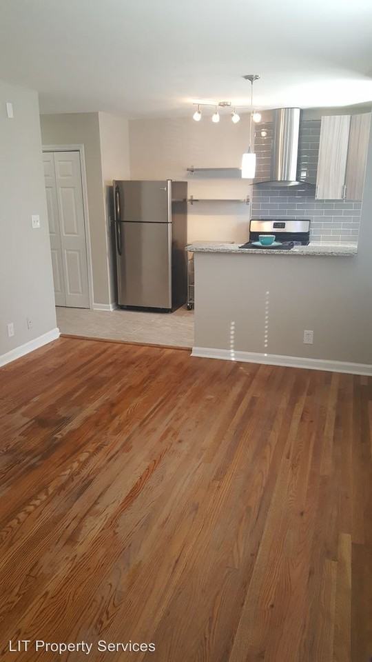 767 Greenwood Ave NE - Photo 2 of 5