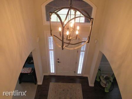 579 Kingstone Ct - Photo 2 of 28