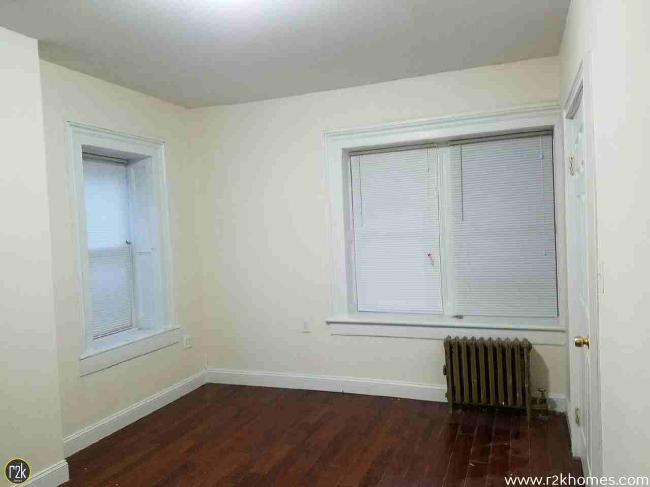 11-41 123rd Street - Photo 3 of 12