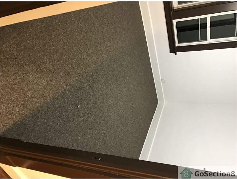 2907 6th St SW - Photo 3 of 4