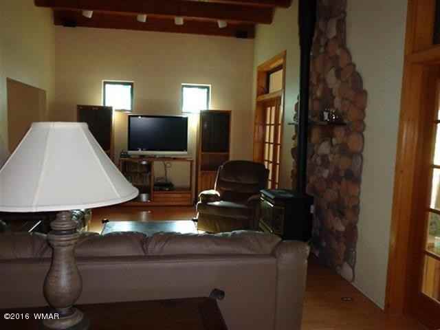 4936 Black Panther Loop - Photo 3 of 13