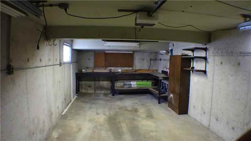 2832 Campus Dr #1 - Photo 3 of 27