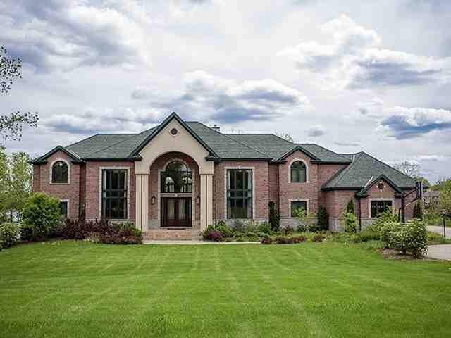 61 Deer Point Dr - Photo 2 of 24