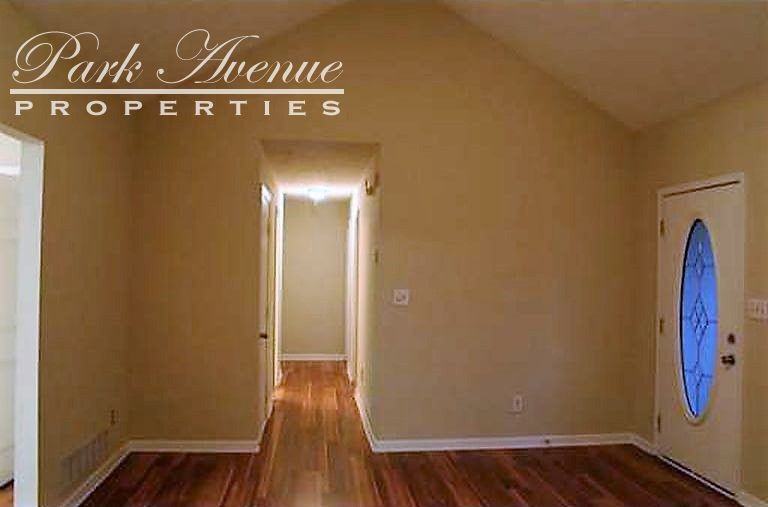 105 Copper Mine Ln - Photo 3 of 22