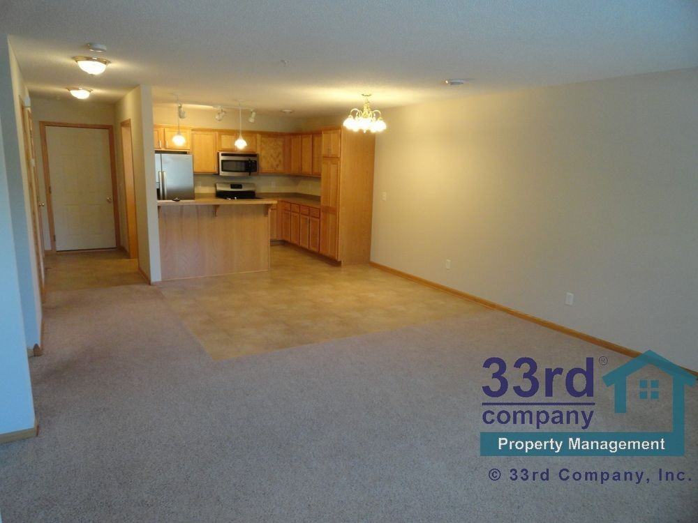 6211 32nd Ave N - Photo 3 of 18