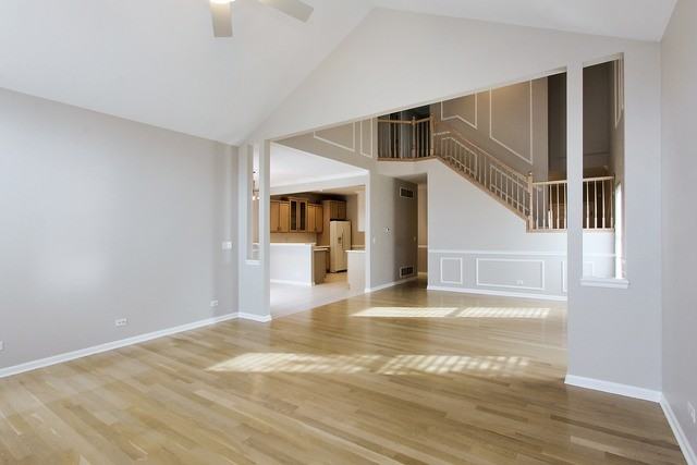 701 Juniper Ln - Photo 2 of 25