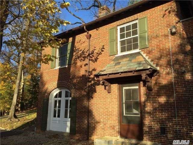 9-1 Stone Arch Rd - Photo 3 of 9