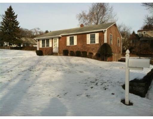 39 Mohican Rd - Photo 2 of 10