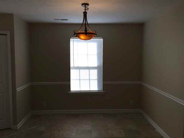 3005 Ace Wintermeyer Dr - Photo 2 of 12