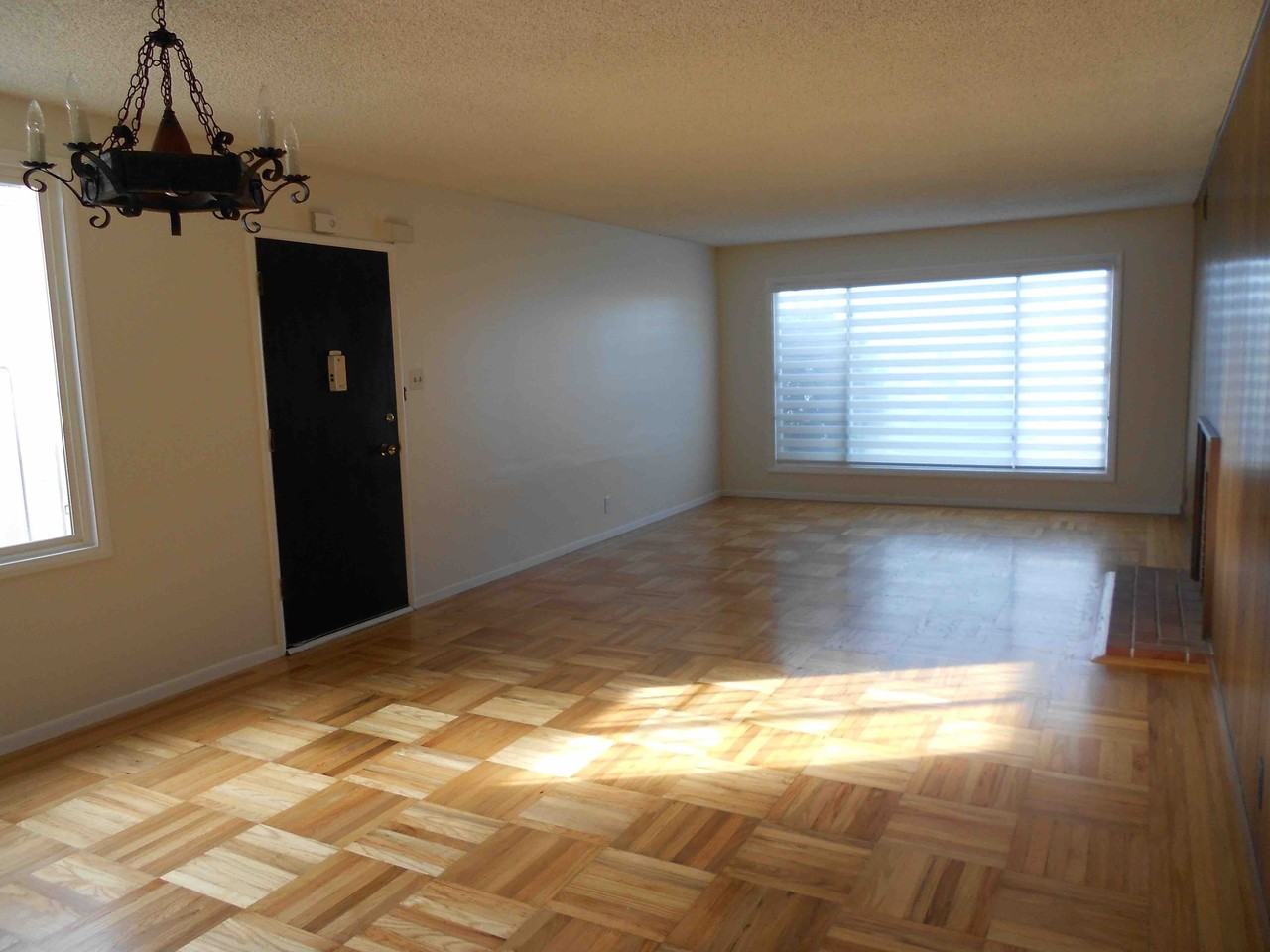 581 Skyline Drive - Photo 3 of 15