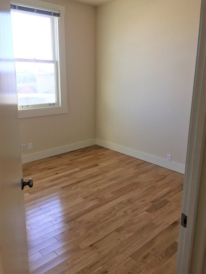 230 11th Street #PH2 - Photo 7 of 11