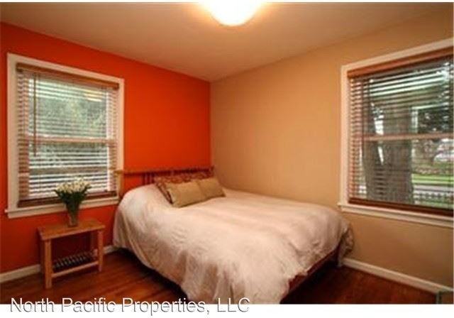 3221 SW Kenyon St - Photo 3 of 14