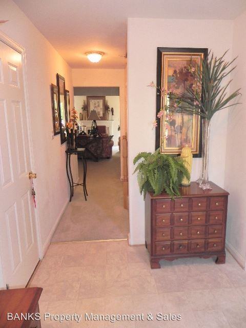 23053 Sir Barton Ct - Photo 3 of 30