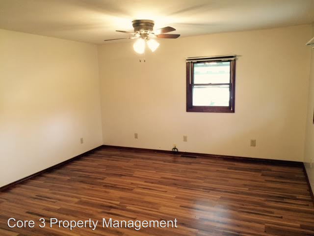 1503 Tremont St - Photo 2 of 5