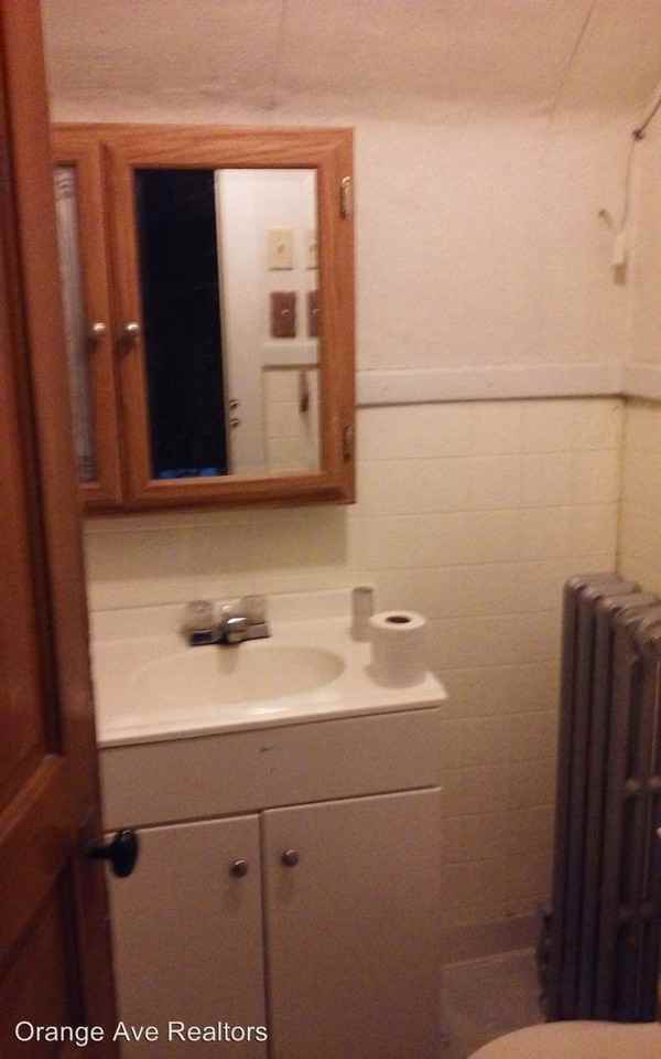 1950 S 31st St - Photo 3 of 3