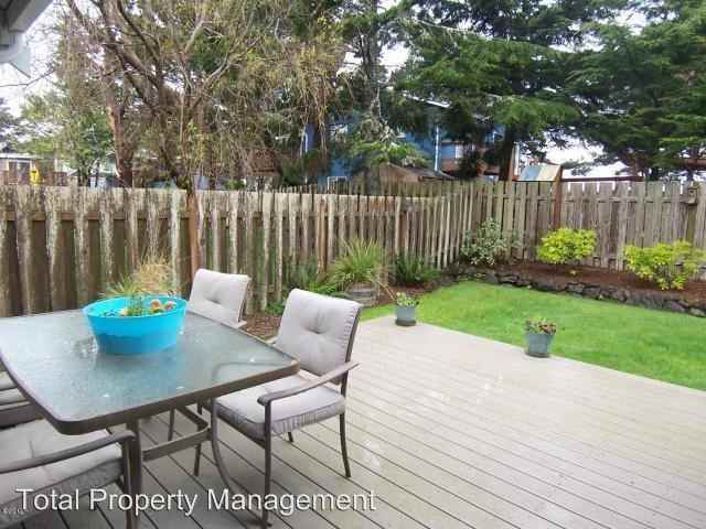 4011 Evergreen Ave - Photo 2 of 5