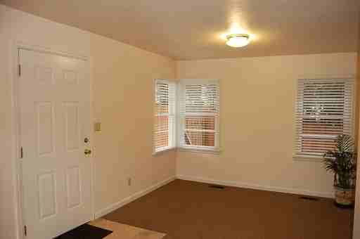 9022 SW 49th Ave - Photo 3 of 14