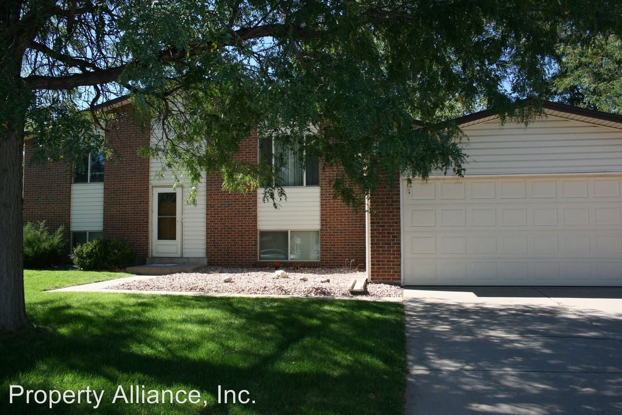 3347 S Laredo Ct - Photo 2 of 22