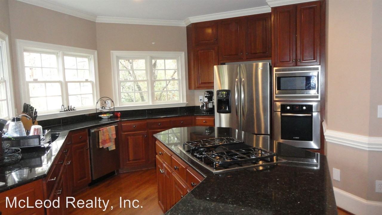 14930 Ballantyne Country Club Dr - Photo 3 of 15