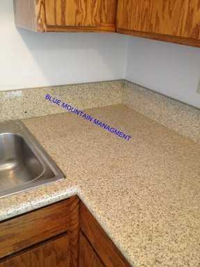 1305 Hartford St - Photo 3 of 10