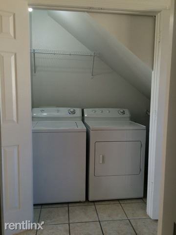 Blue Heron Apartment Townhomes - Photo 3 of 12