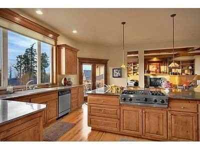 1773 30th Ave NE - Photo 3 of 8