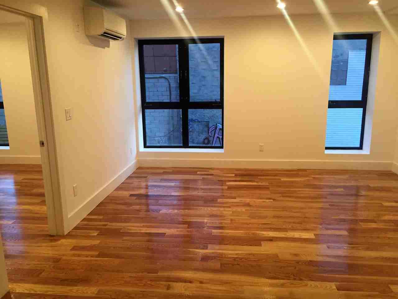 766 Lafayette Ave #2C