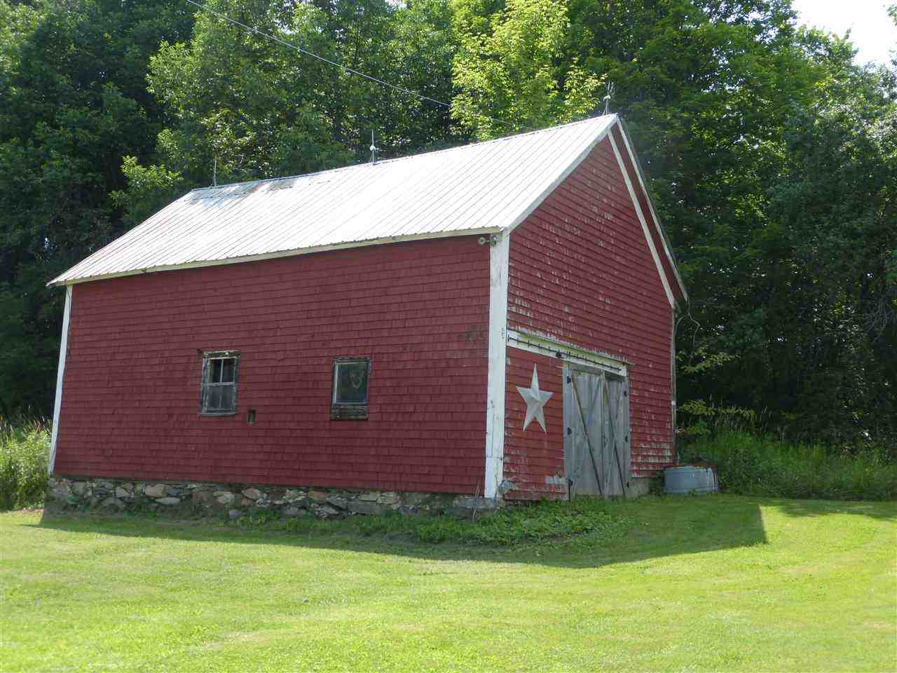 4135 Lake Rd - Photo 2 of 22