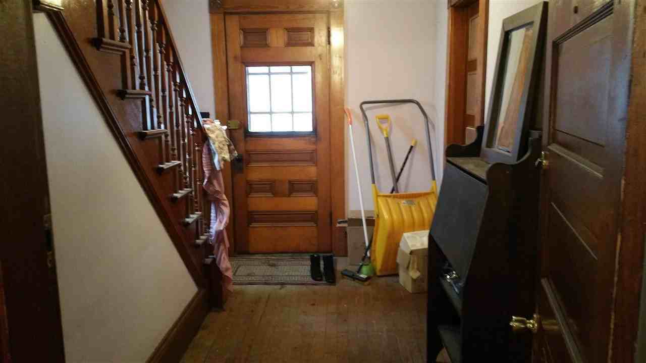 172 North Ave #1 - Photo 3 of 27