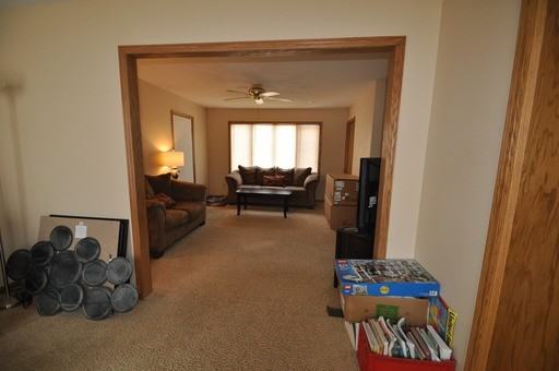 15000 Rushmore Ct - Photo 3 of 20