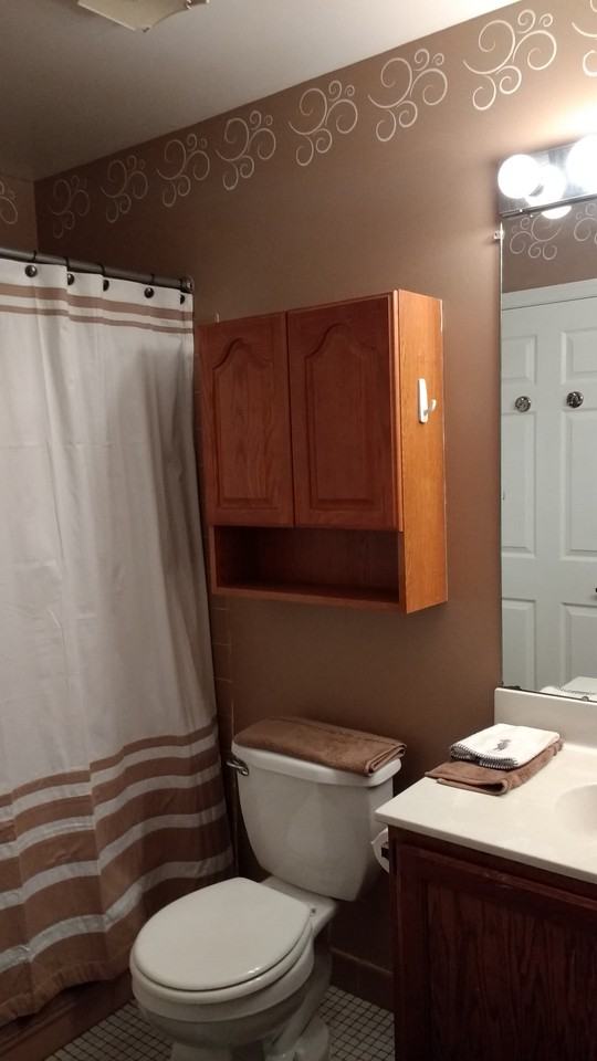 1200-1204 Beacon Hill Dr - Photo 3 of 6